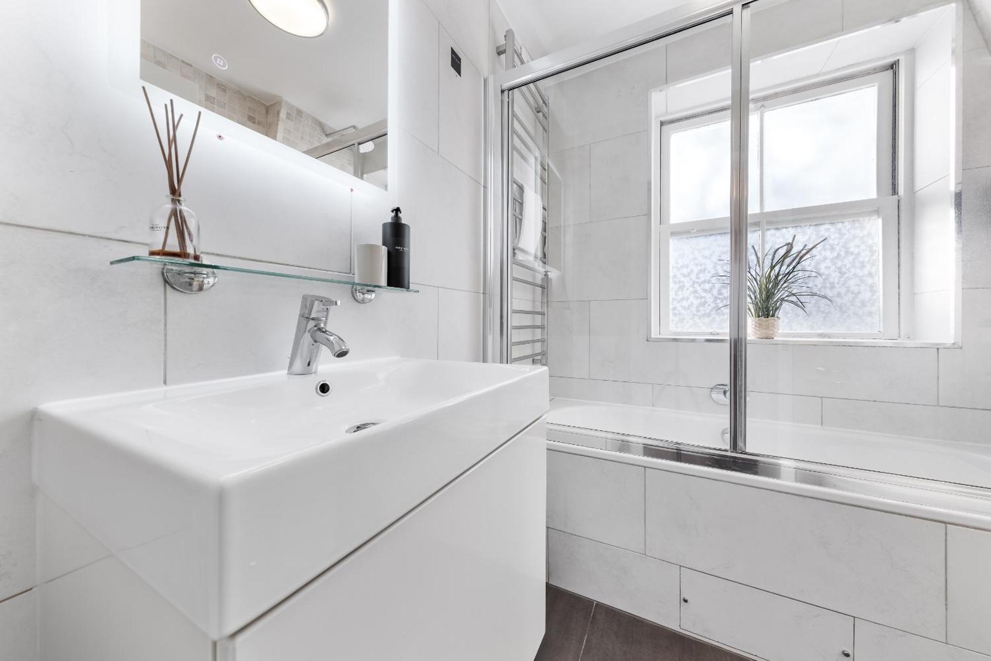 Charming Apartment By Hyde Park London Exterior photo